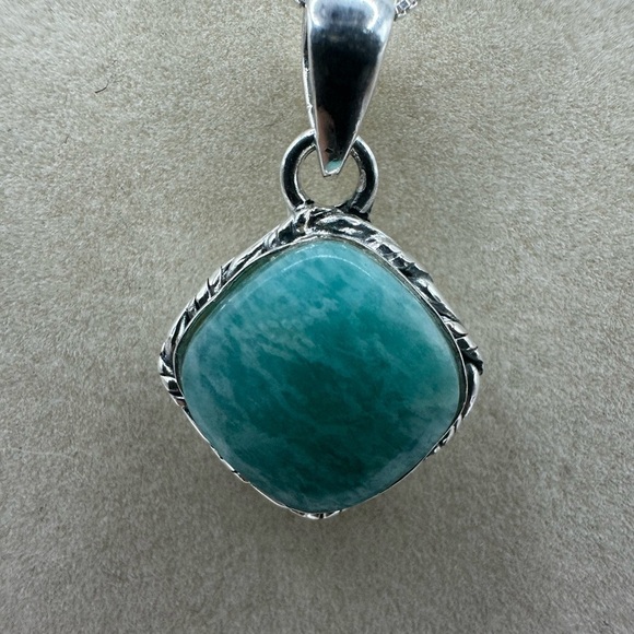 Silver Amazonite Pendant on Silver Chain - Picture 5 of 8
